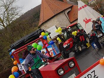 In Speicherz (im Bild der Faschingszug) trifft man sich am Mittwoch, 22. Mai zu einem Workshop zum Thema "Speicherz entwickelt seine neue Mitte" stattfindet. Zum neu geplanten Feuerwehrgerätehaus, dem Festplatz mit Grillhütte und einem angestrebten Dorfmittelpunkt sind Ideen gefragt. Im Gasthof zum Biber können Jugendliche ab 17.30 Uhr ihre Ideen einbringen, Erwachsene ab 19 Uhr. Stphanie Elm/Archiv