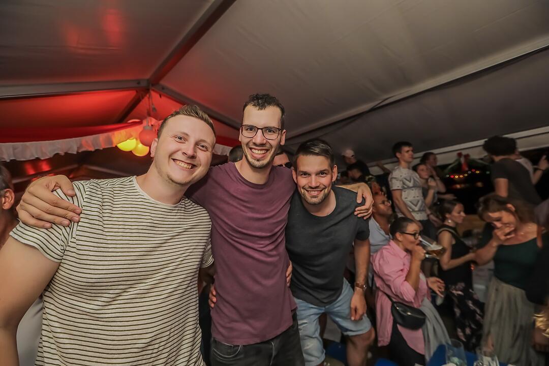 Endlich wieder Partystimmung im Sandgebiet