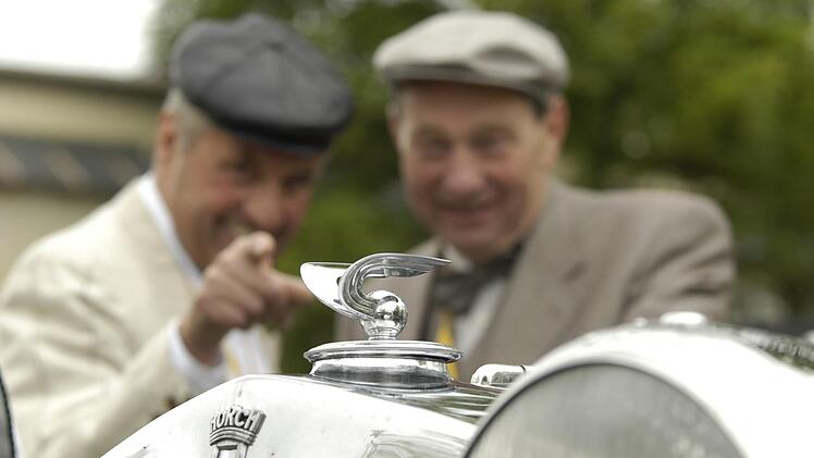 Die Franken Classic mit ihren Oldtimern bietet in Bad Kissingen stets Gesprächsstoff.