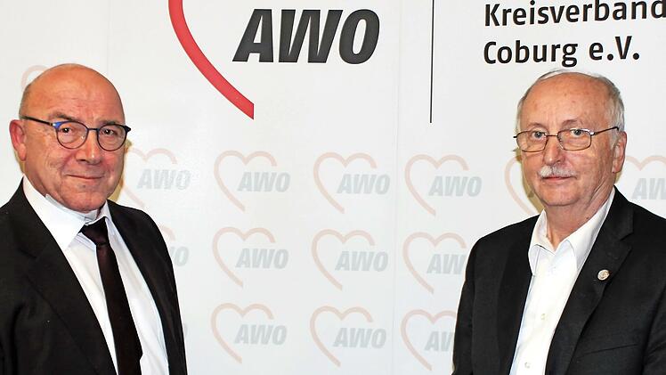 Rollenwechsel: der neue Coburger Awo-Kreisvorsitzende Harald Dütsch (links) und sein Vorgänger Hubert Joppich