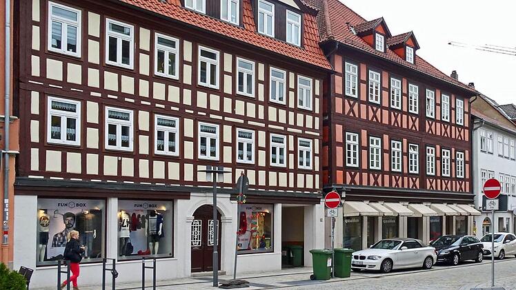 So präsentieren sich diese Fachwerkhäuser in der Ketschengasse heute.Foto: Jochen Berger