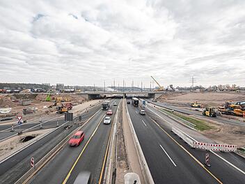 A3/A73: Bauarbeiten am Kreuz F&uuml;rth/Erlangen beendet - Scheuer gibt Autobahn f&uuml;r Verkehr frei