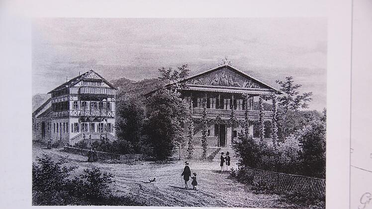 Das alte Fachwerk-Theater im Schweizerhaus-Stil um 1860.