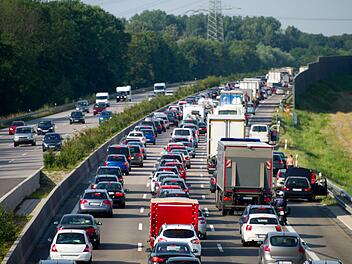 Auf der A3 in Unterfranken hat sich ein schwerer Unfall ereignet. Symbolfoto: VRD/Adobe Stock