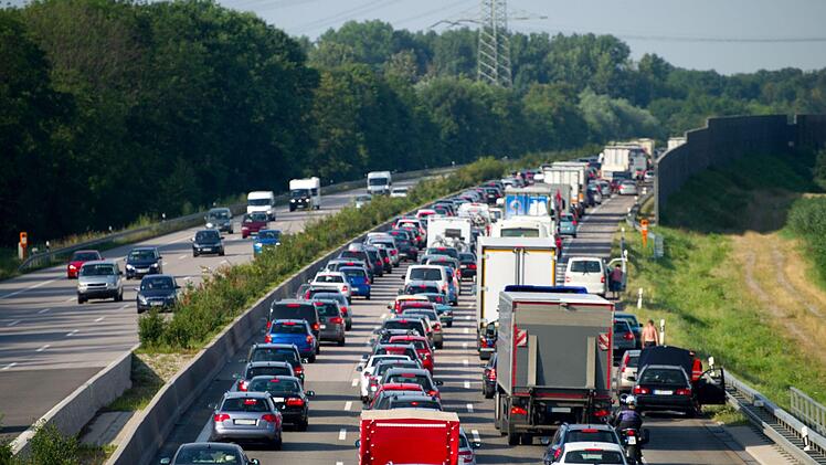 Auf der A3 in Unterfranken hat sich ein schwerer Unfall ereignet. Symbolfoto: VRD/Adobe Stock