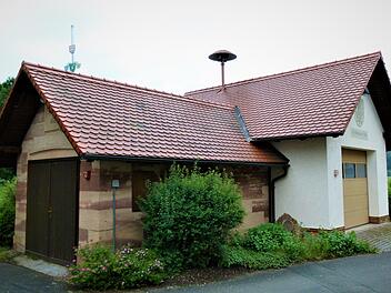 Die Dorfgemeinschaft Ebersbach will das Feuerwehrhaus aus dem Jahr 1898 als Dorfmittelpunkt erhalten und einen Veranstaltungsort und Treffpunkt für alle Ebersbacher schaffen. Werner Reißaus