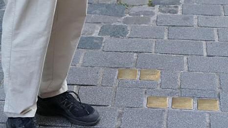 Stolpersteine für die jüdische Familie Schapiro in der Kesslerstraße Fotos: Marion Krüger-Hundrup