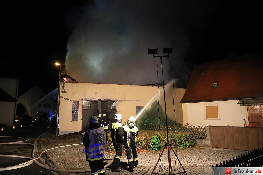 Scheune in Frensdorf brennt nieder