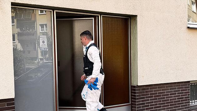 Mutma&szlig;liches T&ouml;tungsdelikt in N&uuml;rnberg - Leiche von 30-J&auml;hrigem in Wohnung gefunden