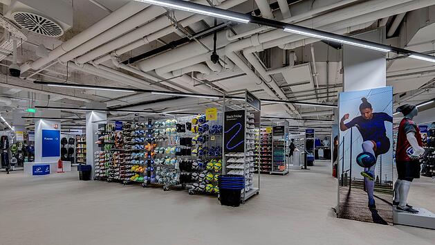 Neuer&ouml;ffnung in N&uuml;rnberg: Decathlon feiert "historischen Meilenstein"