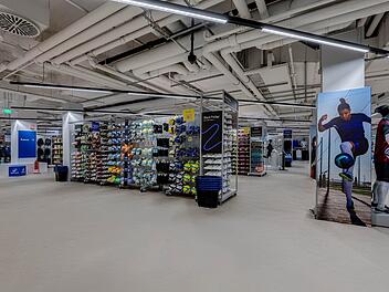 Neueröffnung in Nürnberg: Decathlon feiert "historischen Meilenstein"