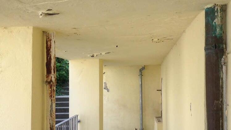 Ohne Dach für diese Gaden sehen die Räte keinen Sinn in einer Sanierung.