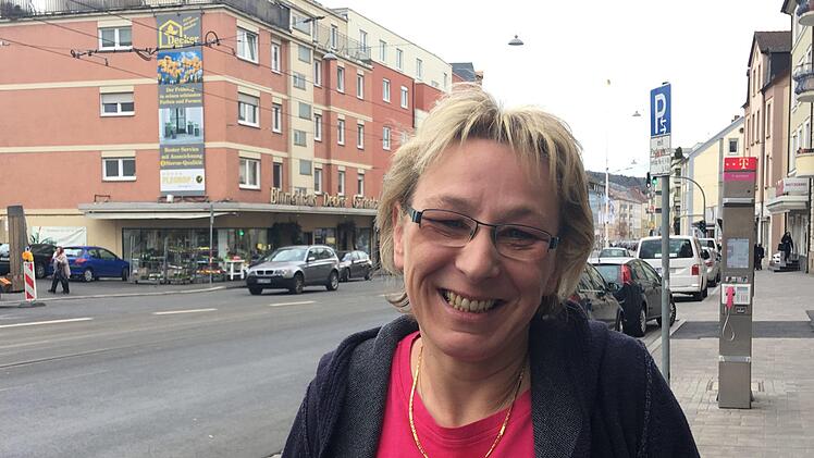 Kann inzwischen auch mal wieder lachen: Manuela Hoch, Trainerin der DJK W&uuml;rzburg.  Carolin M&uuml;nzel