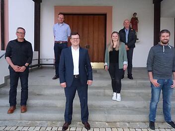 Die neuen Gemeinderäte von Obertrubach      (v. l.) Thomas Laitsch, Matthias  Rümpelein, Benjamin Dresel, Sophia Lang, Bernhard Brütting und  Benjamin  Kirsch Foto:  Thomas Weichert