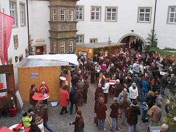 In den vergangenen Jahren besuchten etwa 3000 bis 4000 Menschen "Weihnachten im Schloss". Auch heuer dürfte diese Zahl locker zusammen kommen.  Foto: Martina Straub