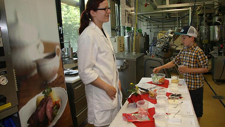 Auch die jungen Besucher zeigten sich interessiert