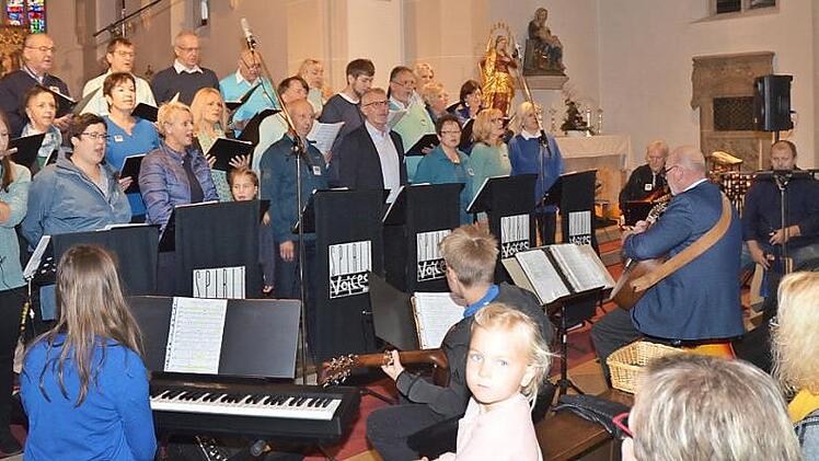 "Spirit Voices" begeistert die Zuhörer in der Stadtpfarrkirche in Kronach. Foto: K.H. Hofmann