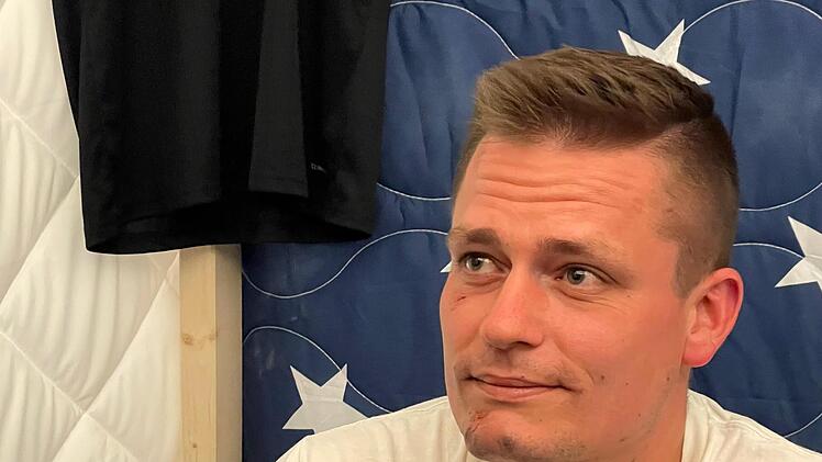 Der Thüringer Torhüter Daniel Eppler, Torwart beim SV Milz, war zu Gast im Sternenzeltstudio. Foto: Sebastian Schmitt