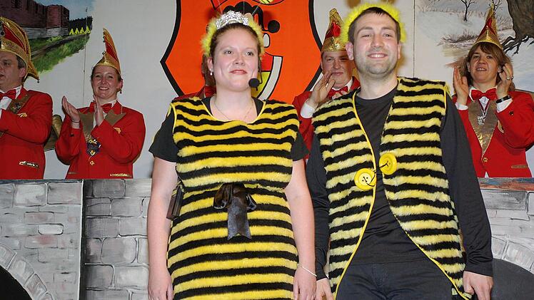 Prinzessin Heidi und Prinz Hannes als "Bienenpärchen"