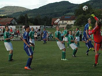 Bester Spieler seines Teams: Riedenbergs Keeper Florian Dorn. Foto: Sebastian Schmitt