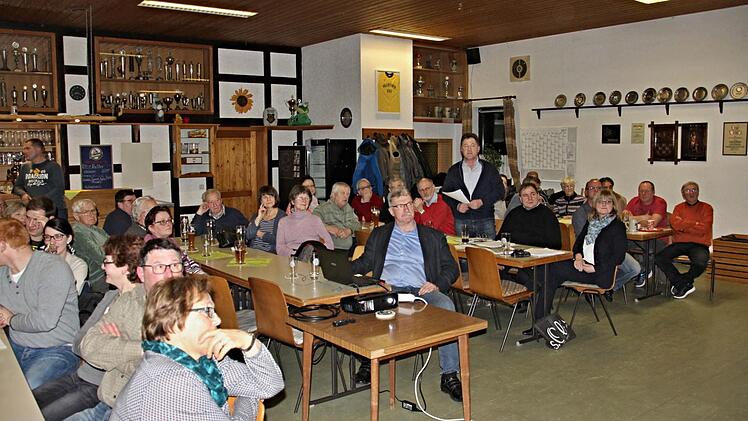 Die Bürgerversammlung in Untermerzbach war gut besucht.