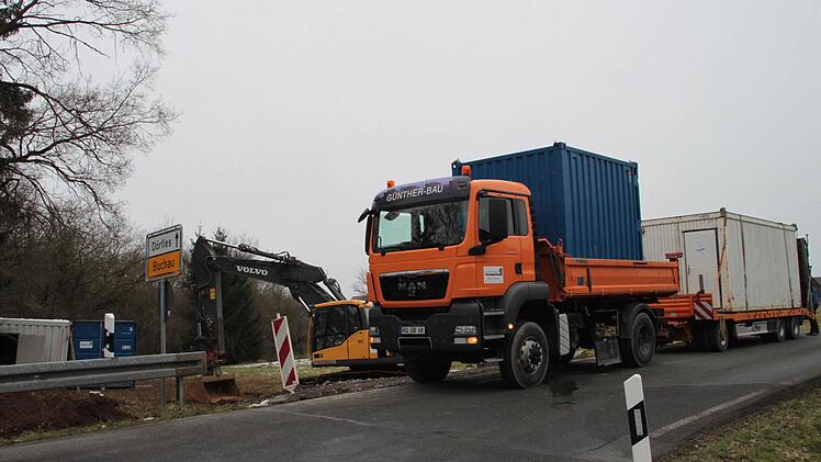 Die Baustelle wird schon eingerichtet. Foto: Jürgen Gärtner