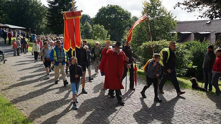 Impressionen von der Kreuzbergwallfahrt. Foto: Marion Eckert