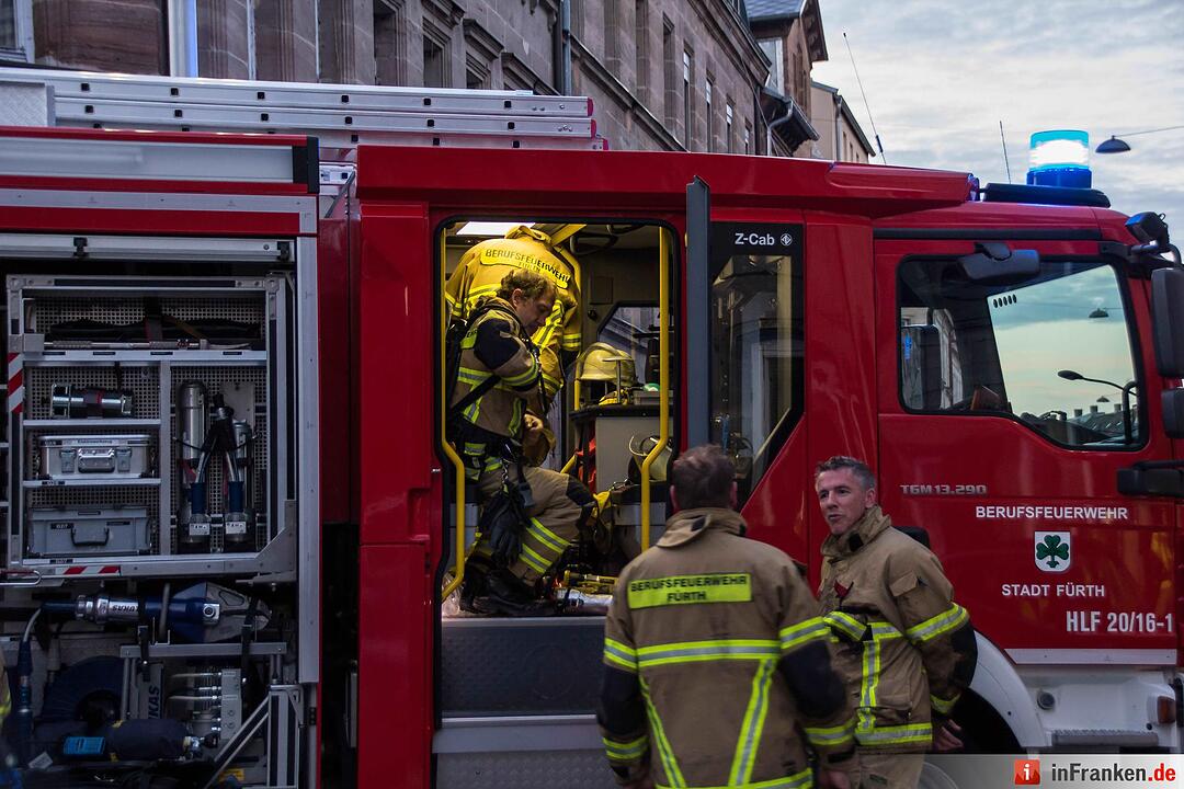 Brand in Fürth mit acht Verletzten