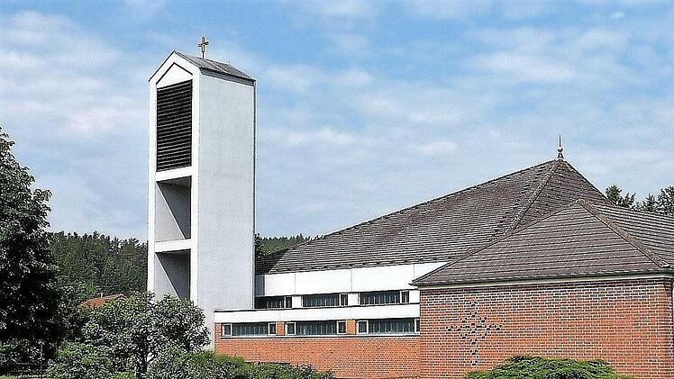 Am Sonntag ist Kirchweih in Haßlach. Nächstes Jahr hat das Gotteshaus 50. Jubiläum. Foto: Gerd Fleischmann