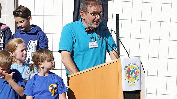 Rektor Alfred Sammetinger konnte viele Gäste begrüßen