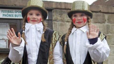 Im Partnerlook kamen die Freundinnen Josephin (links) und Emma.