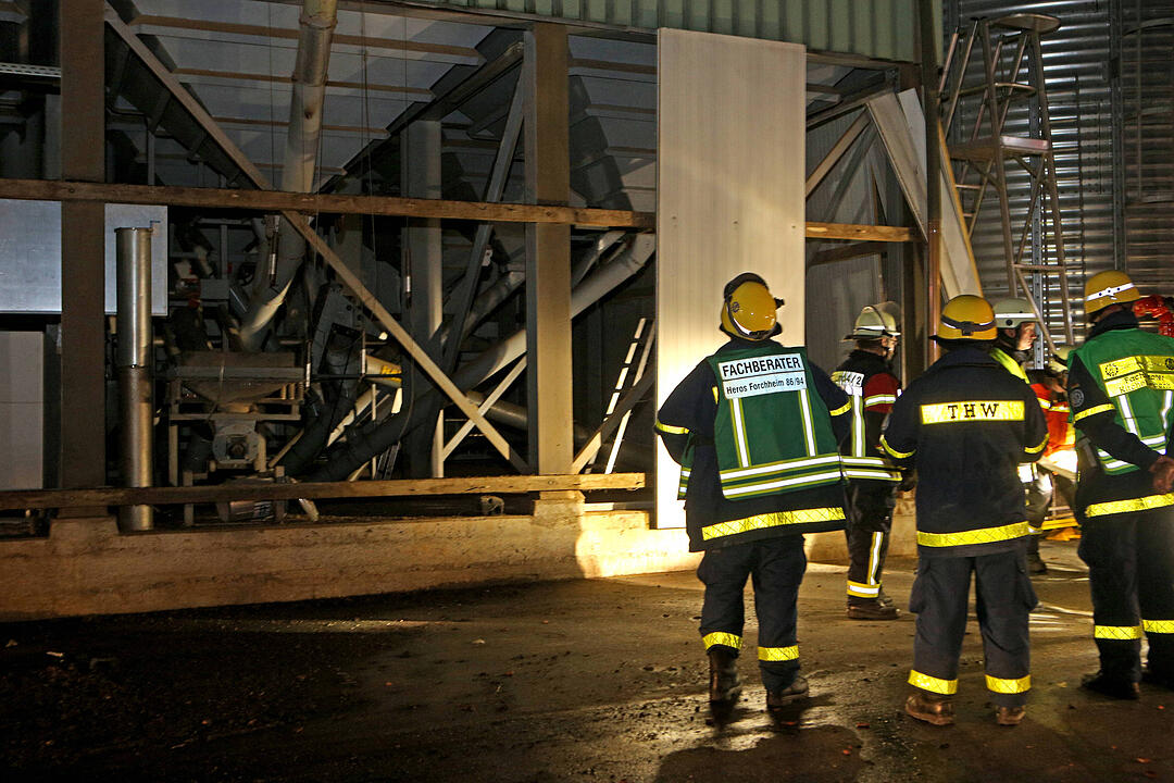 Großeinsatz in Draisendorf: Brand und Verpuffung bei Mühle – großer Schaden
