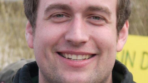 Michael Gröner kann das Aus für den Wochenmarkt nicht verstehen. Foto: Berthold Köhler