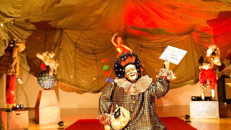 Weltweit die "Nummer 1", was die Puppenkunst angeht: das Internationale Puppenfestival in Neustadt bei Coburg. Foto: Albert Höchstädter