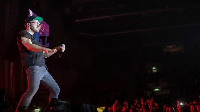 2017 sang Mark Forster in der Bamberger Brose-Arena. Das Konzert war Monate vorher ausverkauft.Barbara Herbst