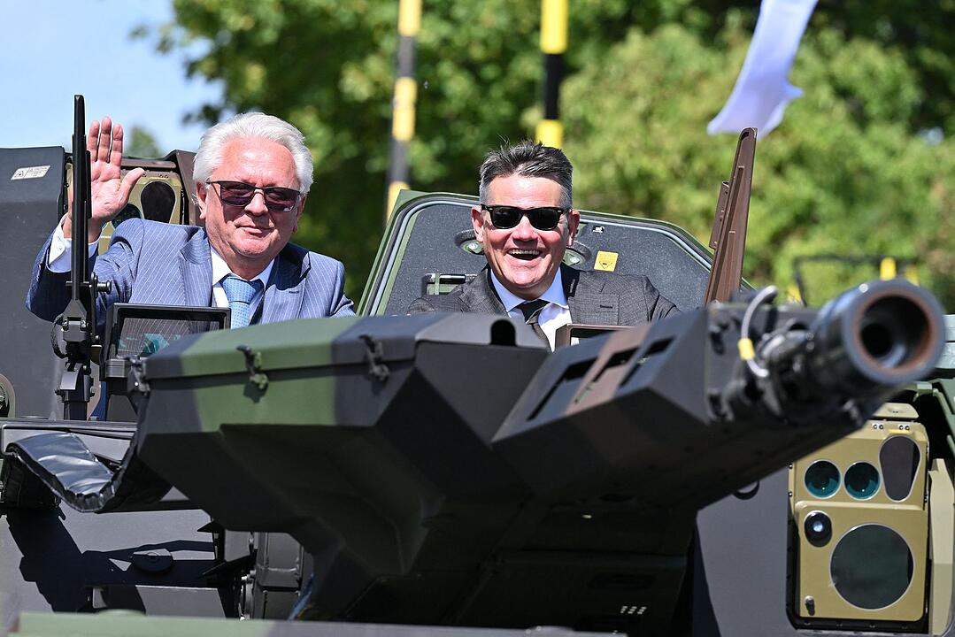 Werksbesuch bei Rheinmetall in Kassel