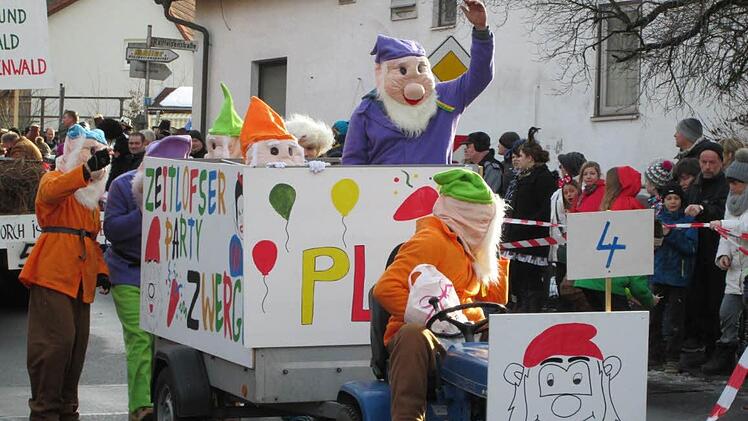 Zeitlofser Party Zwerge. Foto: Diana Leitsch