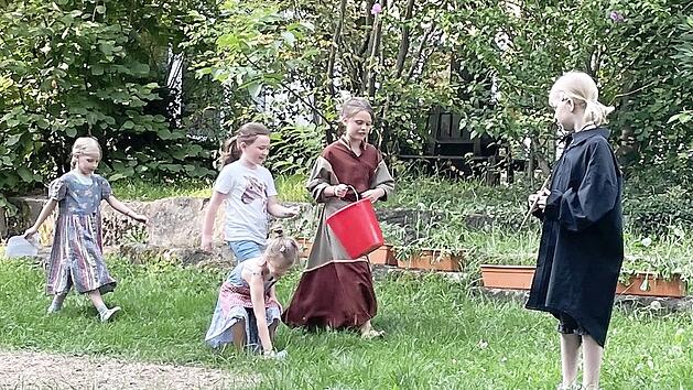 Beim Theaterworkshop studierten die Kinder das Märchen „Der Arme und der Reiche“ ein.