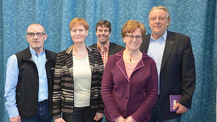 Der neue Vorstand (von links): Ernst Weitl, Silvia Stollberg, Uwe Bosecker, Anne Lauterbach und Norbert Kastner. Foto: Sandra Hackenberg