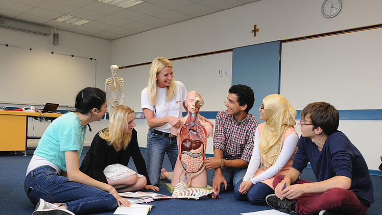 Bamberg: Malteser lehren ab November Pflege - "Pflegekr&auml;fte &uuml;berall gesucht"