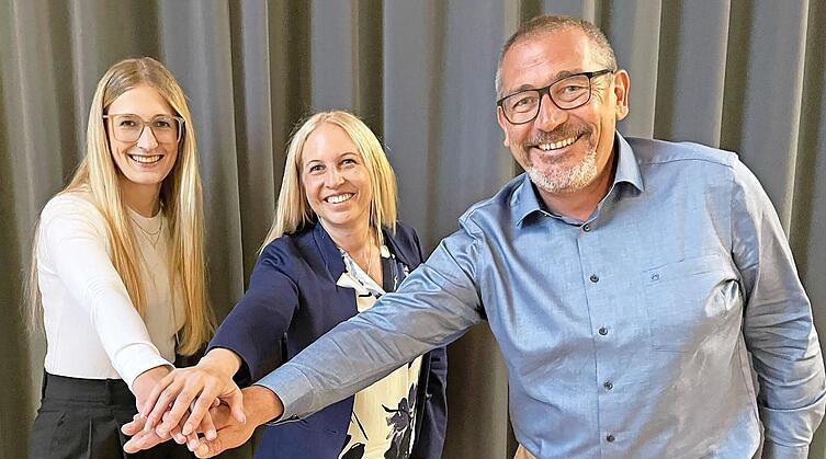 B&uuml;rgermeister und Gemeinder&auml;te in Kirchlauter vereidigt