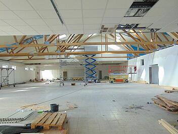 Der Innenausbau ist in vollem Gang. Foto: Petra Malbrich