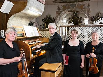 Carola Kroczek, Berthold Gaß, Susanne Gaß und Rosemarie Beer-Schmitt Foto: Björn Hein