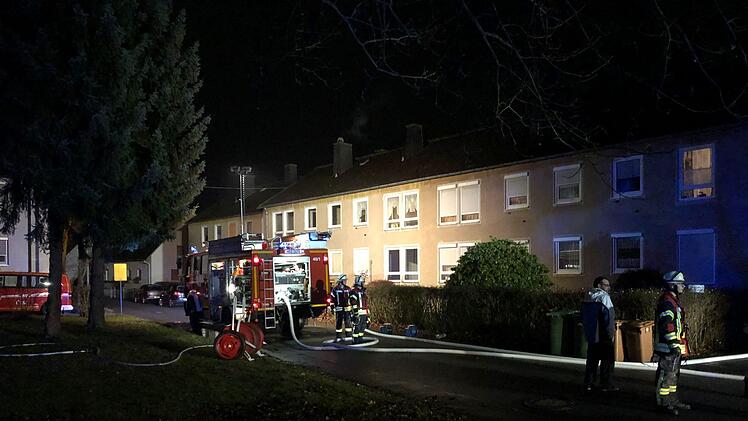 In Oberkotzau im Kreis Hof kam es am Mittwoch zu einem Brand. Die Wohnung ist aktuell nicht bewohnbar. Foto: News5/Fricke