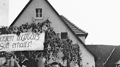 In den 1930er Jahren tranken immer mehr Menschen das Bier aus der Zahlbacher Gemeinschaftsbrauerei. Foto: Archiv Alfred Saam