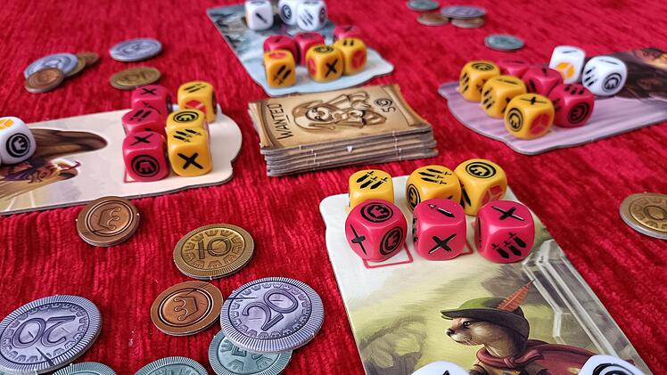 Spiele-Test "Würfelhelden": Fantasy-Familienspiel für Zocker