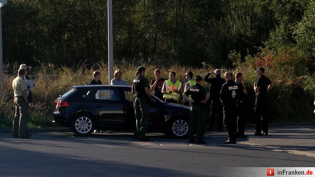 Heckenschütze feuert auf fahrende Autos bei Schnaittach