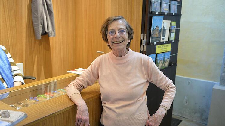 Rosemarie Gries bei der Aufsicht in der KlosterkircheFoto: Ronald Rinklef