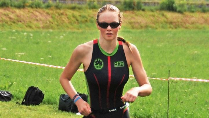 Siegerin Inka Schäfer baute ihre Führung auf der Laufstrecke noch aus.  Fotos: Karl Heinz Weber