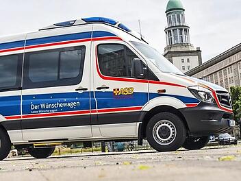 Der W&uuml;nschewagen des ASB ist f&uuml;r die Bed&uuml;rfnisse der Patienten speziell ausgestattet. Foto: ASB